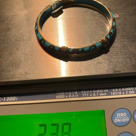 Angelique de Paris Gold Over Sterling & Resin Bangle Bracelet Set - Picture 9 of 11